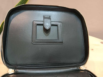 Chanel CC Filigree Vanity Case Caviar Black Large Series 29