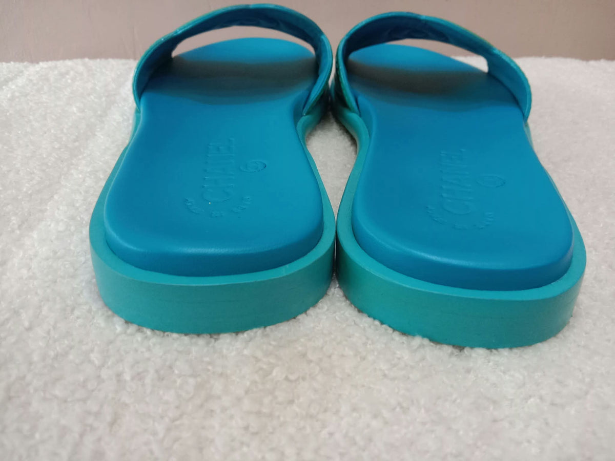 Chanel Turquiose and Green Patent Leather CC Flat Slide Sandals Size 36