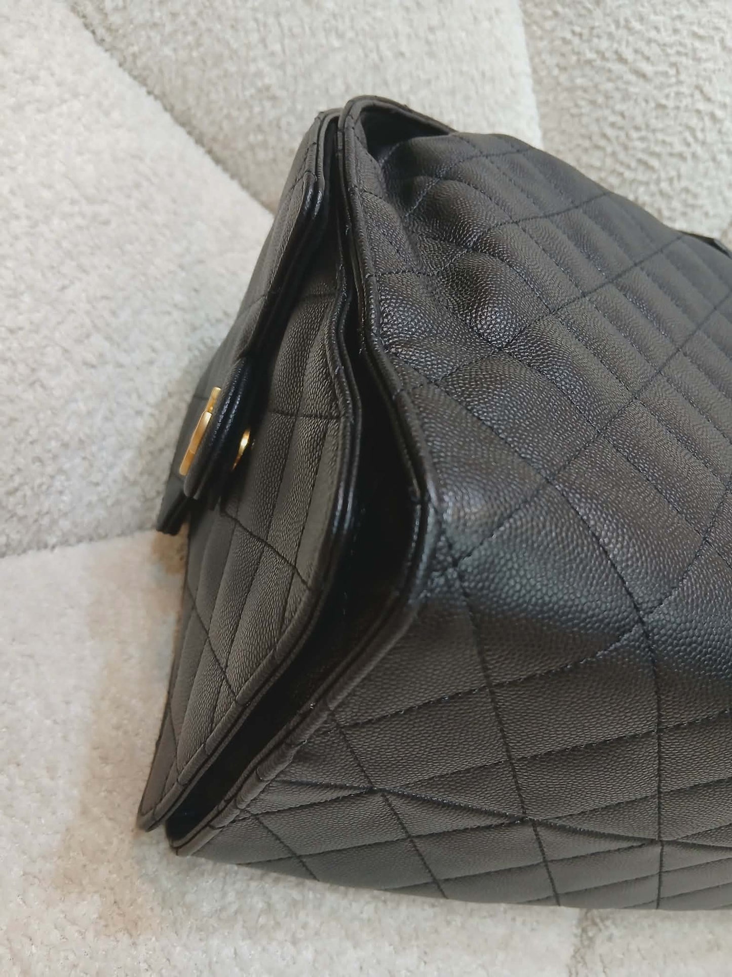 Chanel 25 Black Caviar Microchipped Fullset