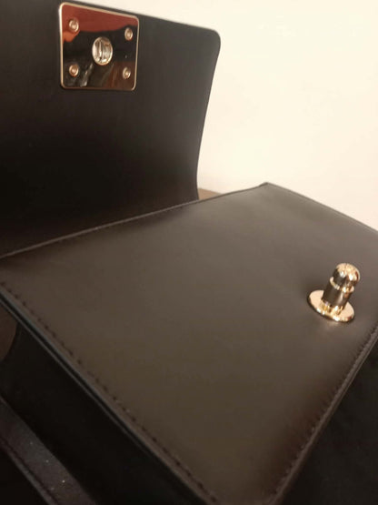 Chanel Leboy Lizard/Calfskin Black Leboy Small Series 27
