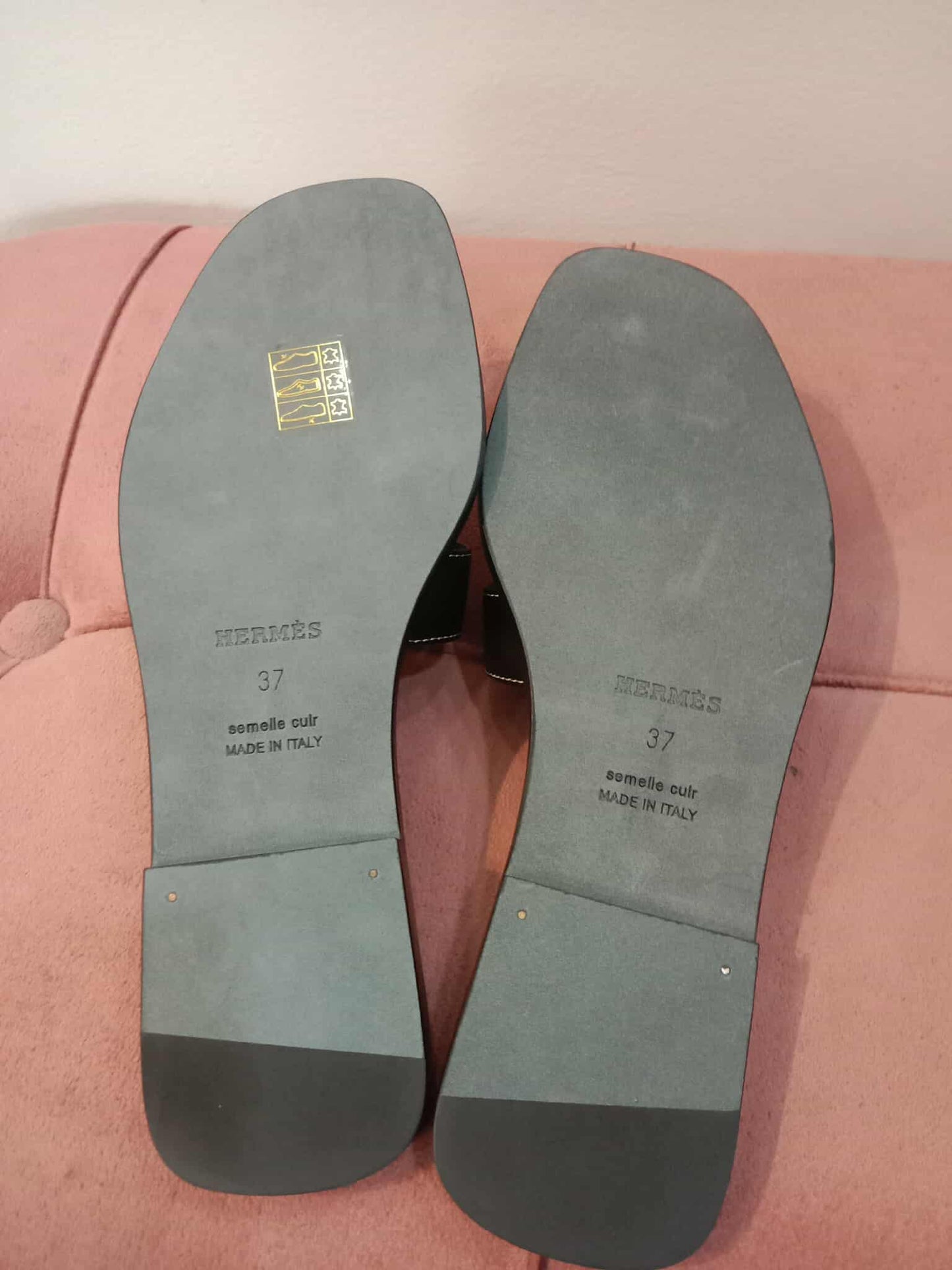 Hermes Oran Noir Size 37 Brandnew