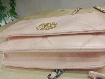 Chanel 19 Wallet on Chain Peach in Quilted Lambskin Microchipped