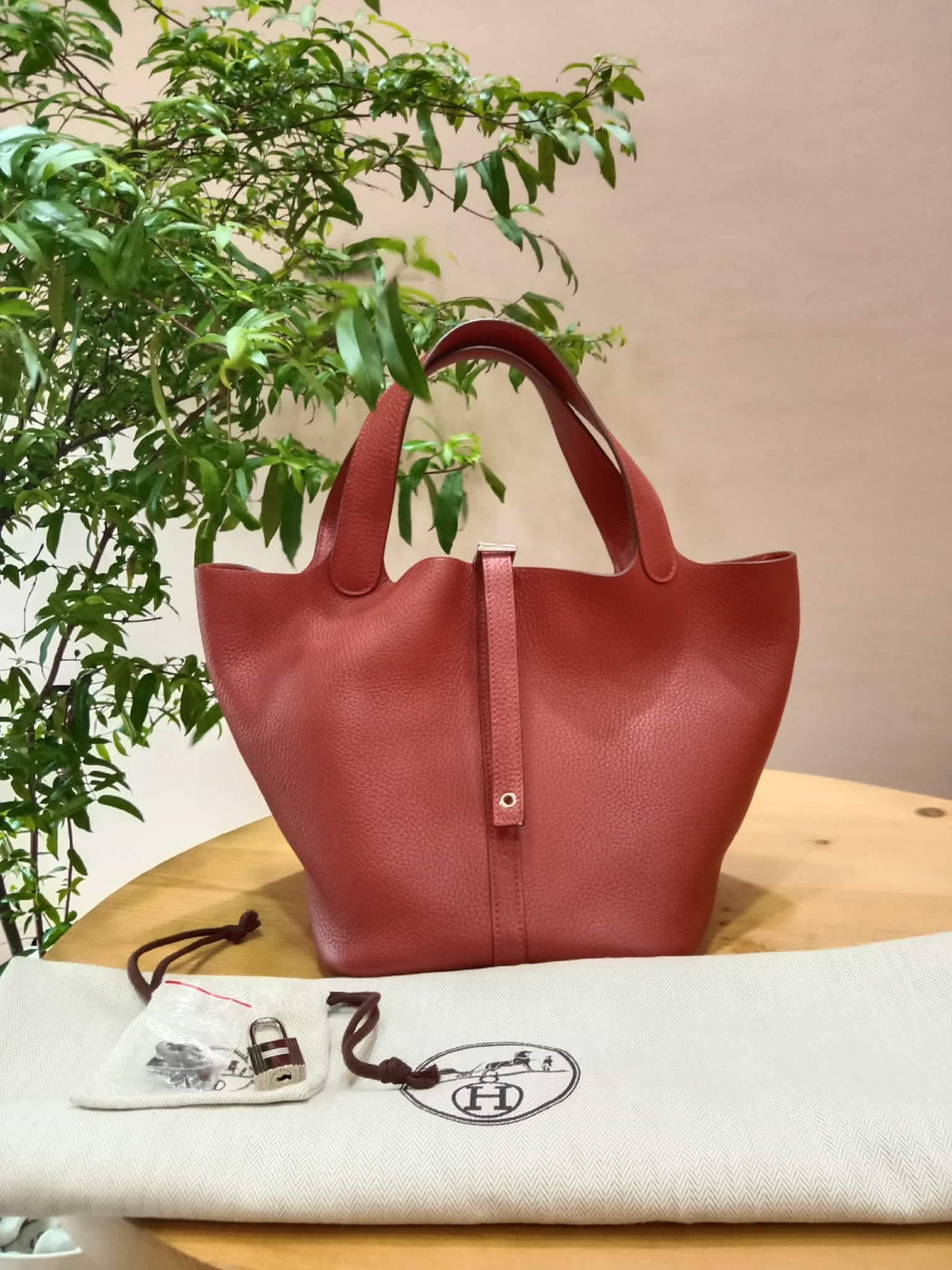 Hermes Picotin 22 Clemence Brique Stamp Y 2020