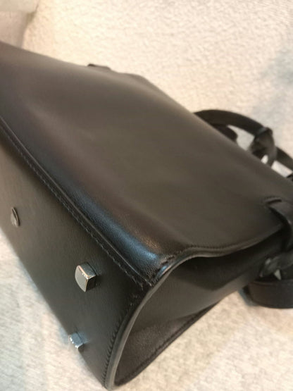 Delvaux Tempete Handbag Black MM