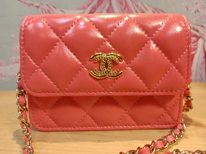 Chanel VIC Gift Quilted Mini Wallet on Chain in Pink/Coral Apricot MIcrochipped