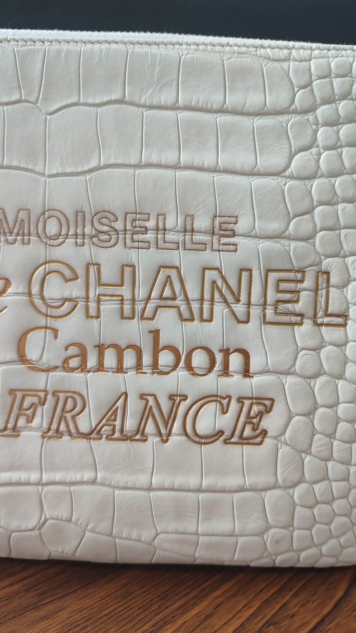 Chanel OCase Croc Embossed White Series 28