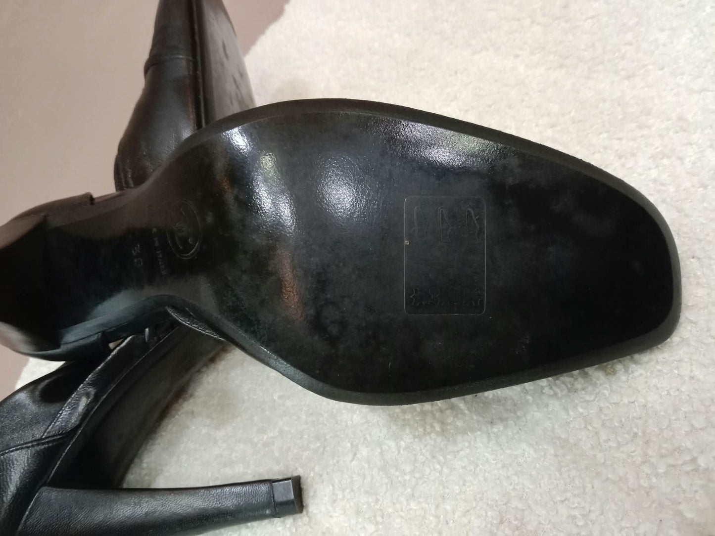 Chanel Black Leather Heels Knotted Toe Design and Draped Ankle Cuff Black Size 38