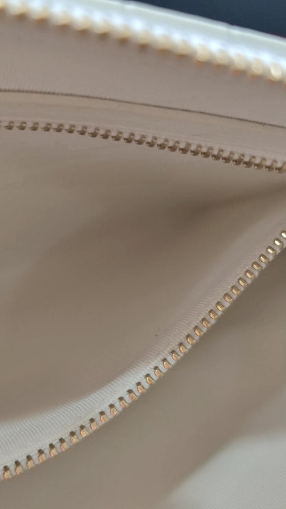 Chanel OCase Croc Embossed White Series 28