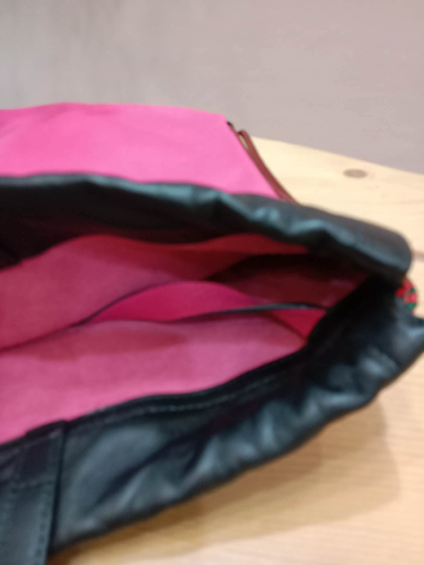 Gucci Printed Drawstring Backpack Grained Leather Pink/Black