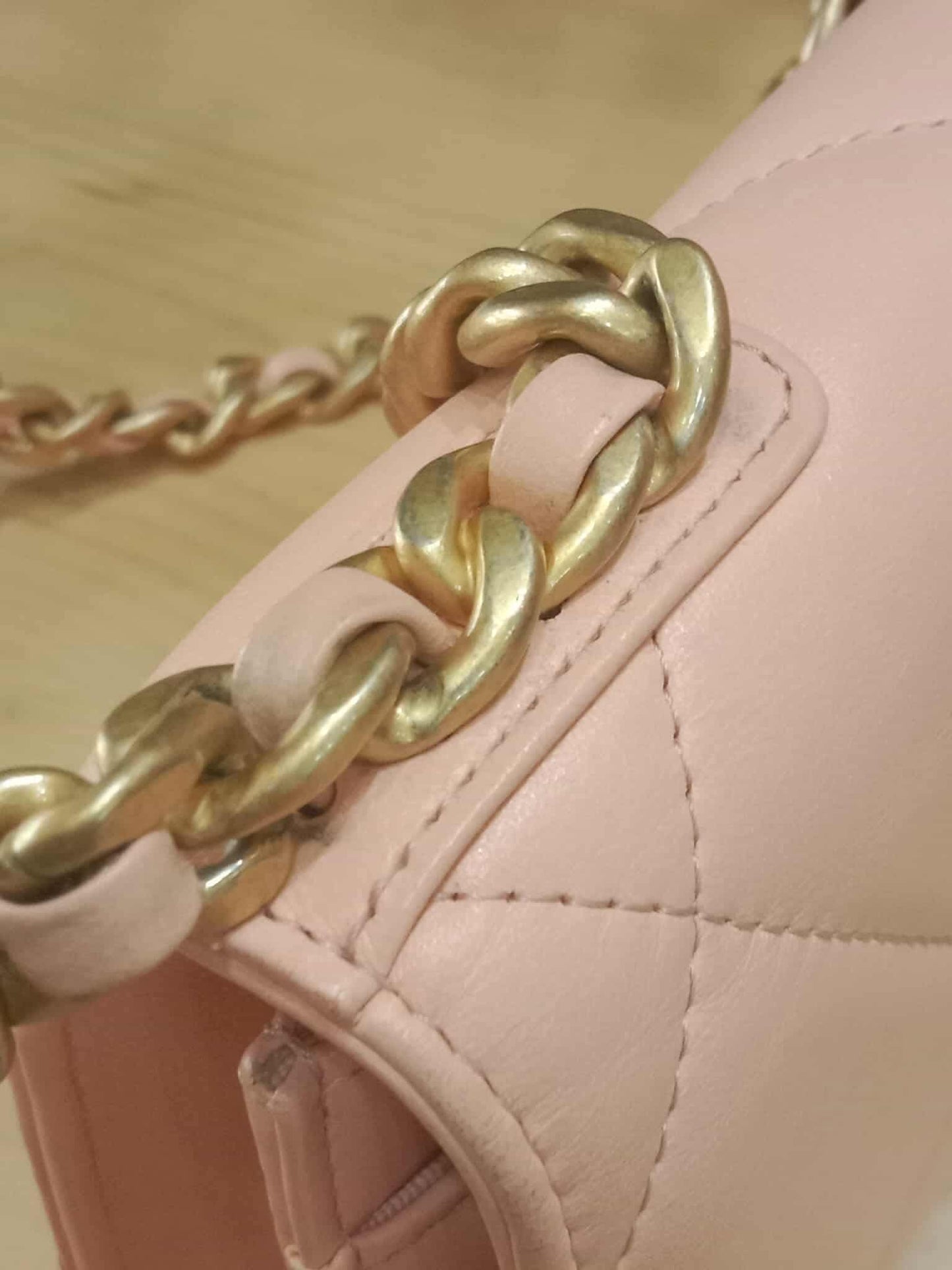 Chanel 19 Wallet on Chain Peach in Quilted Lambskin Microchipped
