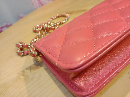 Chanel VIC Gift Quilted Mini Wallet on Chain in Pink/Coral Apricot MIcrochipped