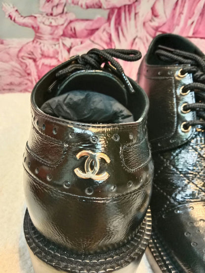 Chanel Quilted Leather Lace-up Oxfords Stacked Heels Black Size 39