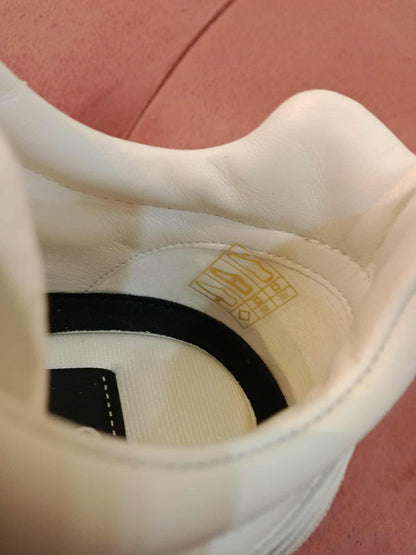Chanel Low-Top Sneakers White Size 38