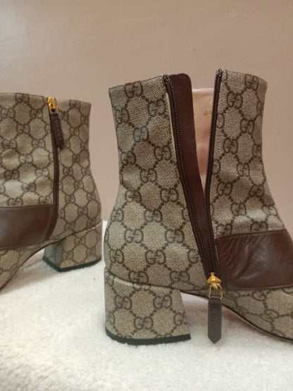 Gucci Blondie GG Supreme ankle Boots GG Medallion Size 26