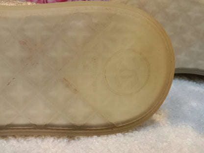 Chanel Interlocking CC Logo Metallic Gold/Beige Lace-up Sneakers with Black Cap Toe Size 35