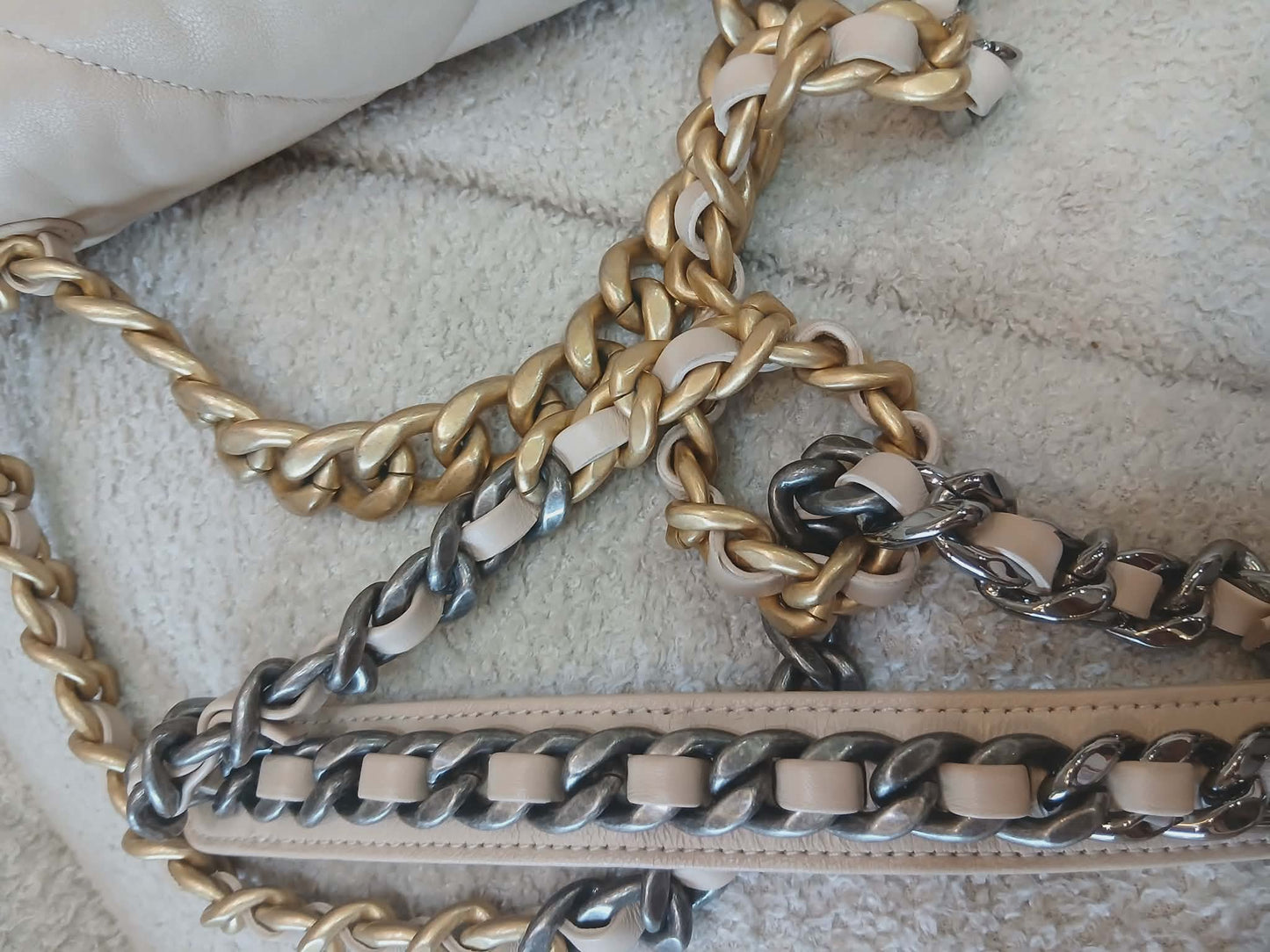 Chanel 19 Beige Lambskin Small Series 30