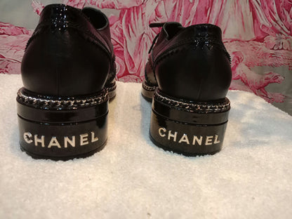 Chanel Black Patent Calfskin CC Brogue Lace-Up Oxford Size 38