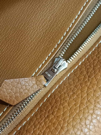 Hermes JPG 42 Gold Clemence Stamp N Square 2010