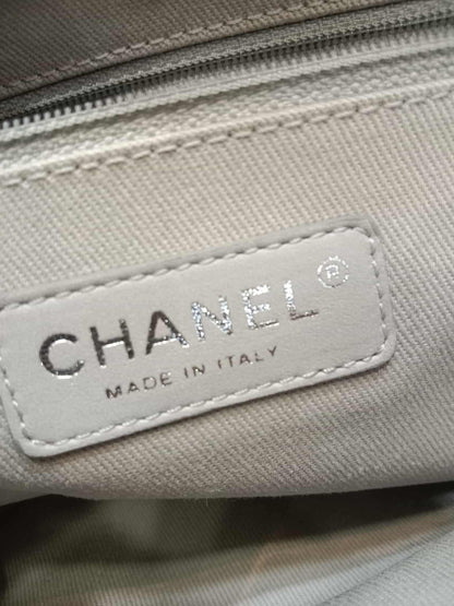 Chanel Mix Flap Messenger Bag Red Series 15