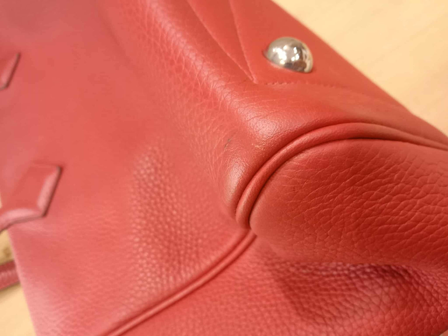 Hermes Victoria 43 Clemence Red Stamp R 2014