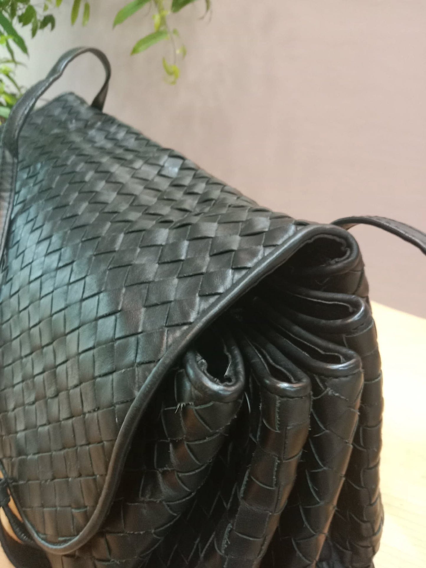 Bottega Veneta Intrecciato Messenger Bag Black