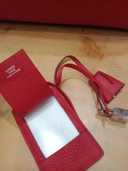 Hermes Victoria 43 Clemence Red Stamp R 2014