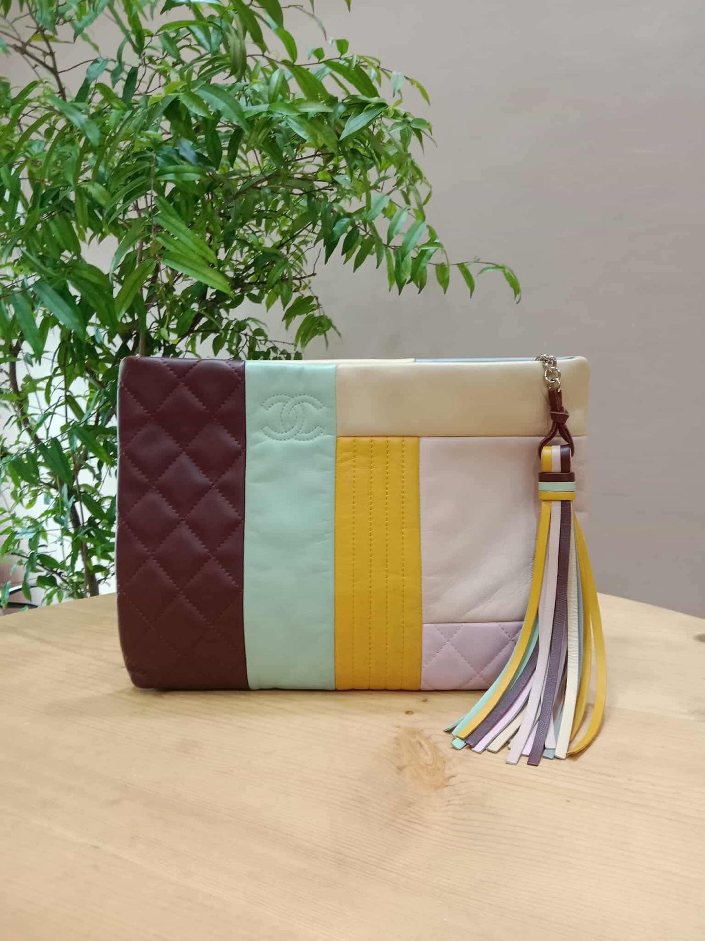Chanel Colorblock Patchwork O-Case Clutch Lambskin Series 22