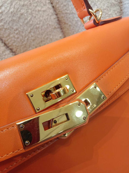 Hermes Kelly 28 Boxcalf Poppy Orange Stamp F Square