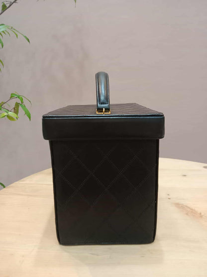 Chanel Vanity Black Leather Stitched Cosmetic Beauty Bag Series 2