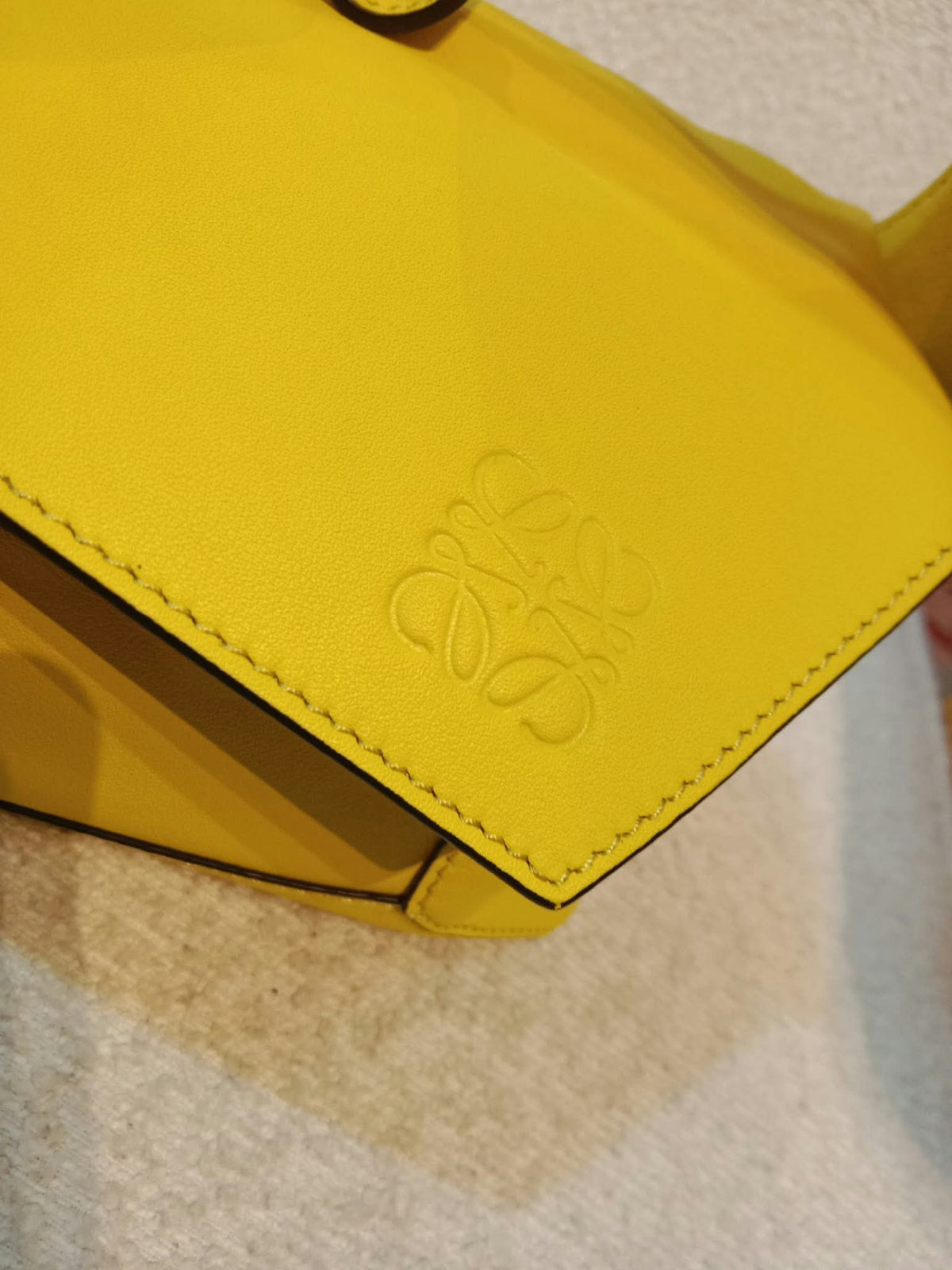 Loewe Bolso Puzzle Hobo Lemon