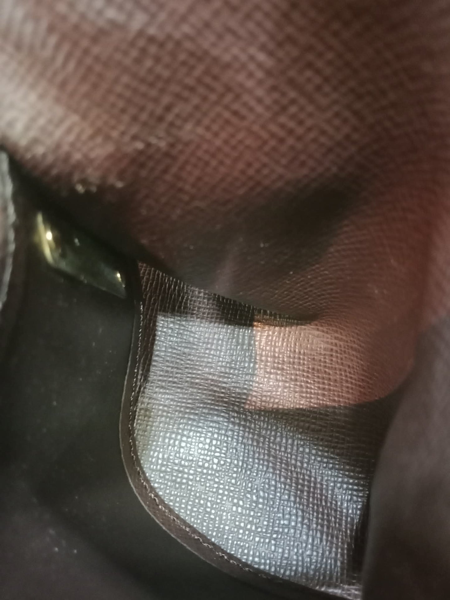 Louis Vuitton 6 Slots Keyholder Damier Ebene