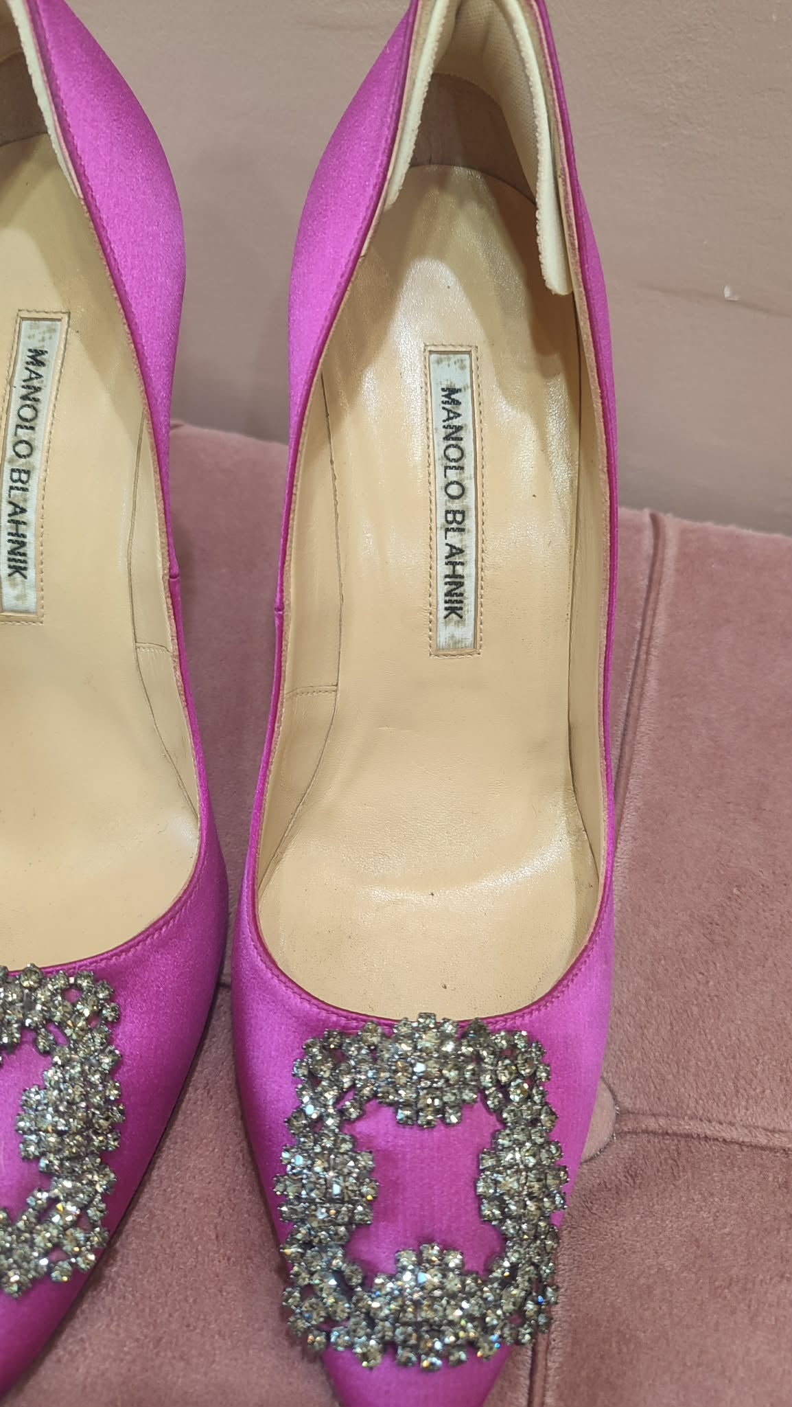 Manolo Blahnik Satin Heels Size 38