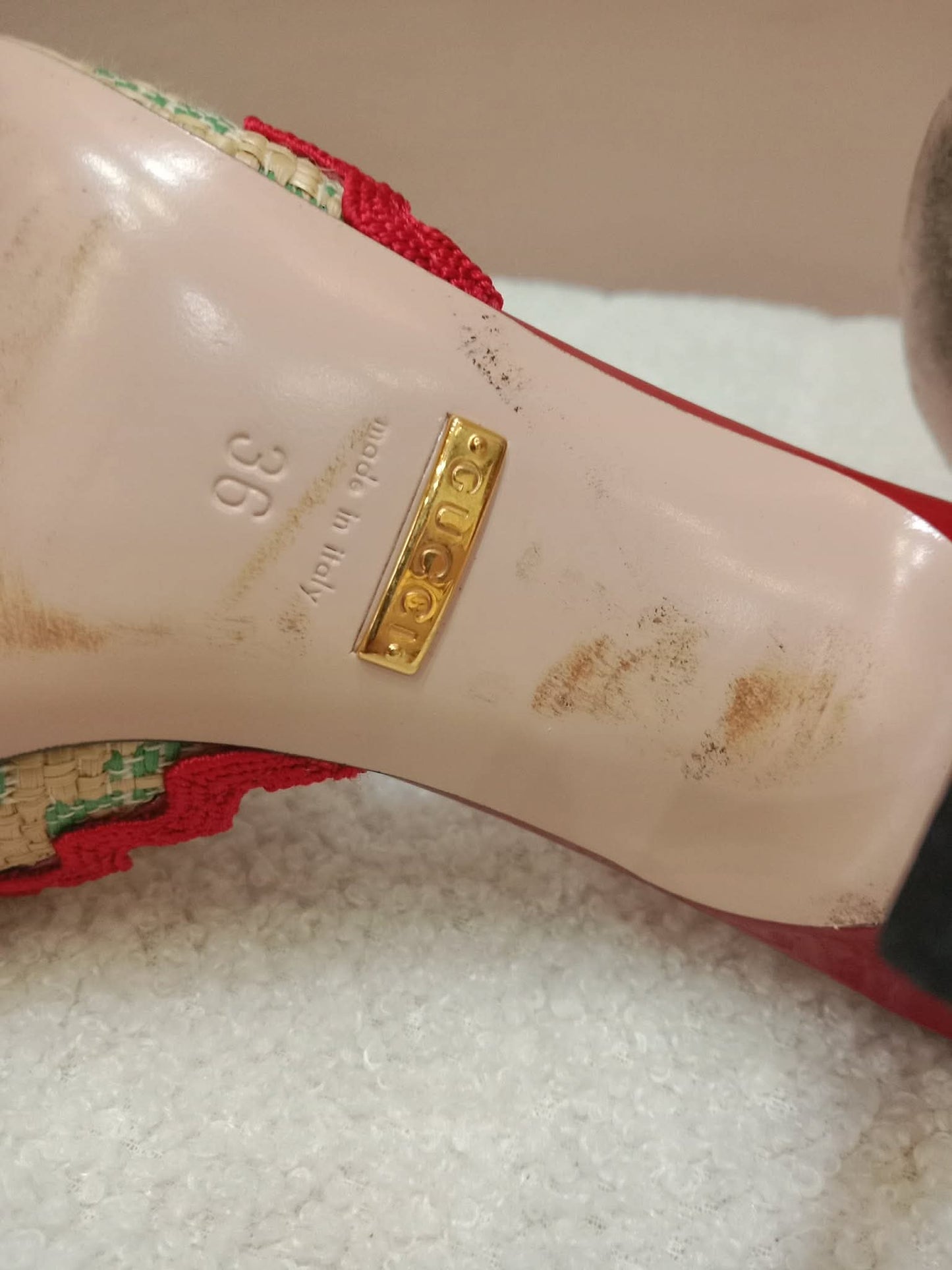 Gucci Kertu Mule Heels Red Patent Leather Trim and Bow Detail Size 36