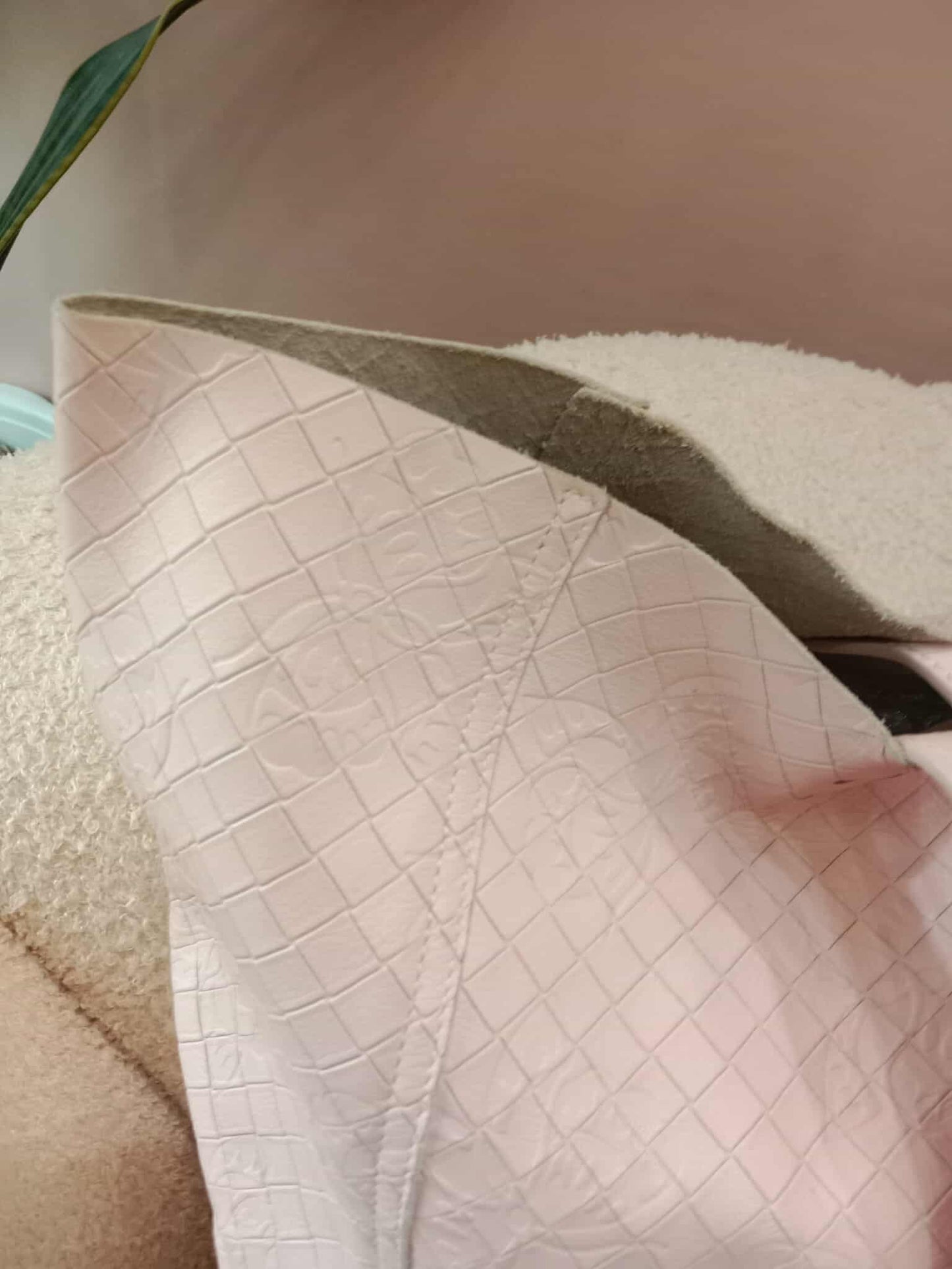 Bottega Veneta Butterfly Intrecciato Tote Bag Pink