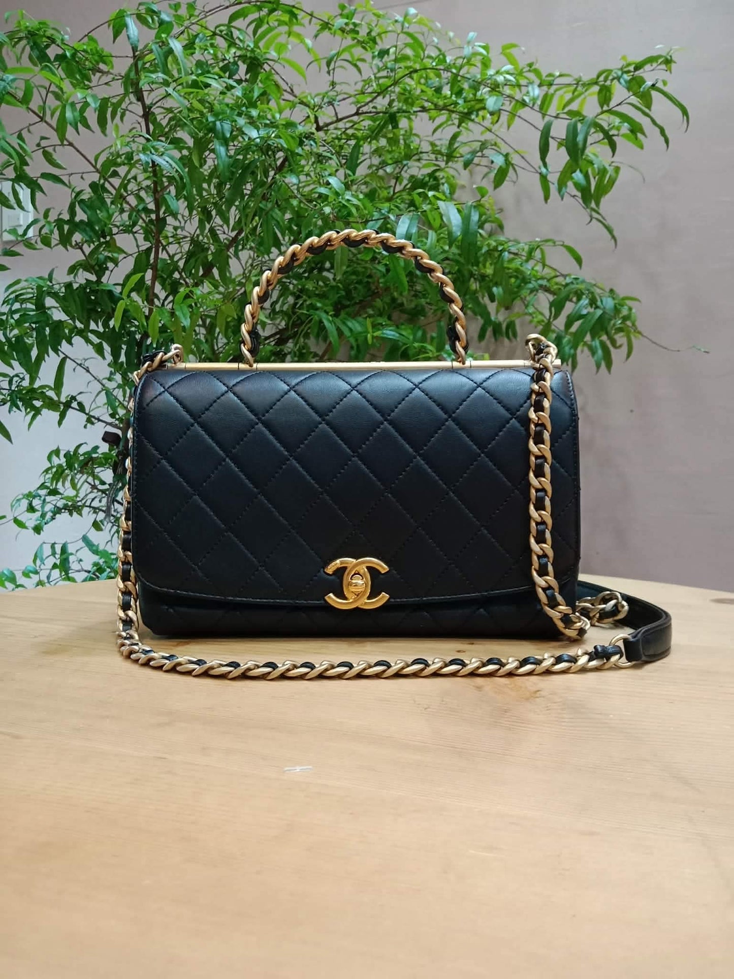 Chanel La Parisienne Quilted Lambskin Tophandle Bag Black Series 30