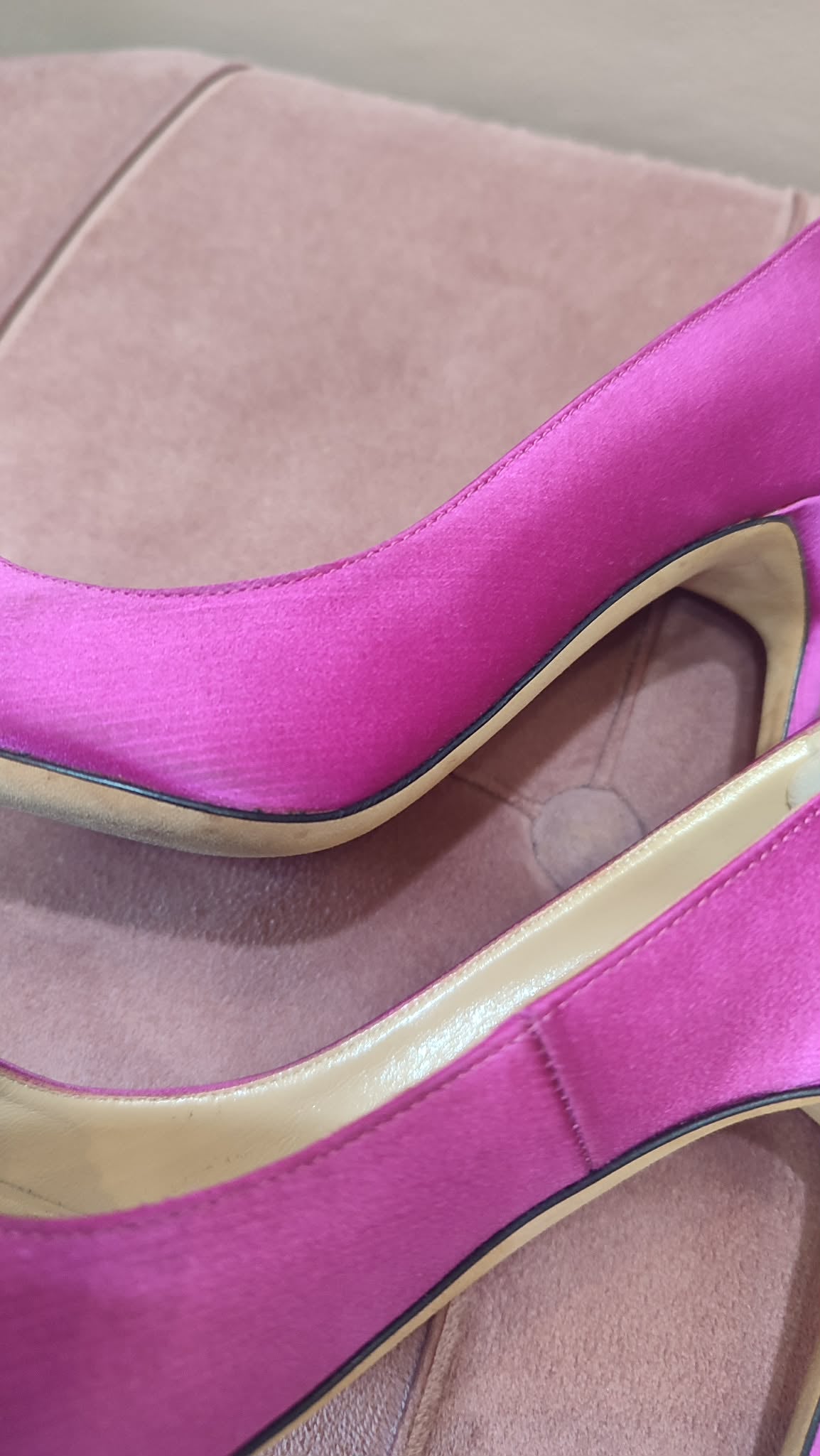 Manolo Blahnik Satin Heels Size 38