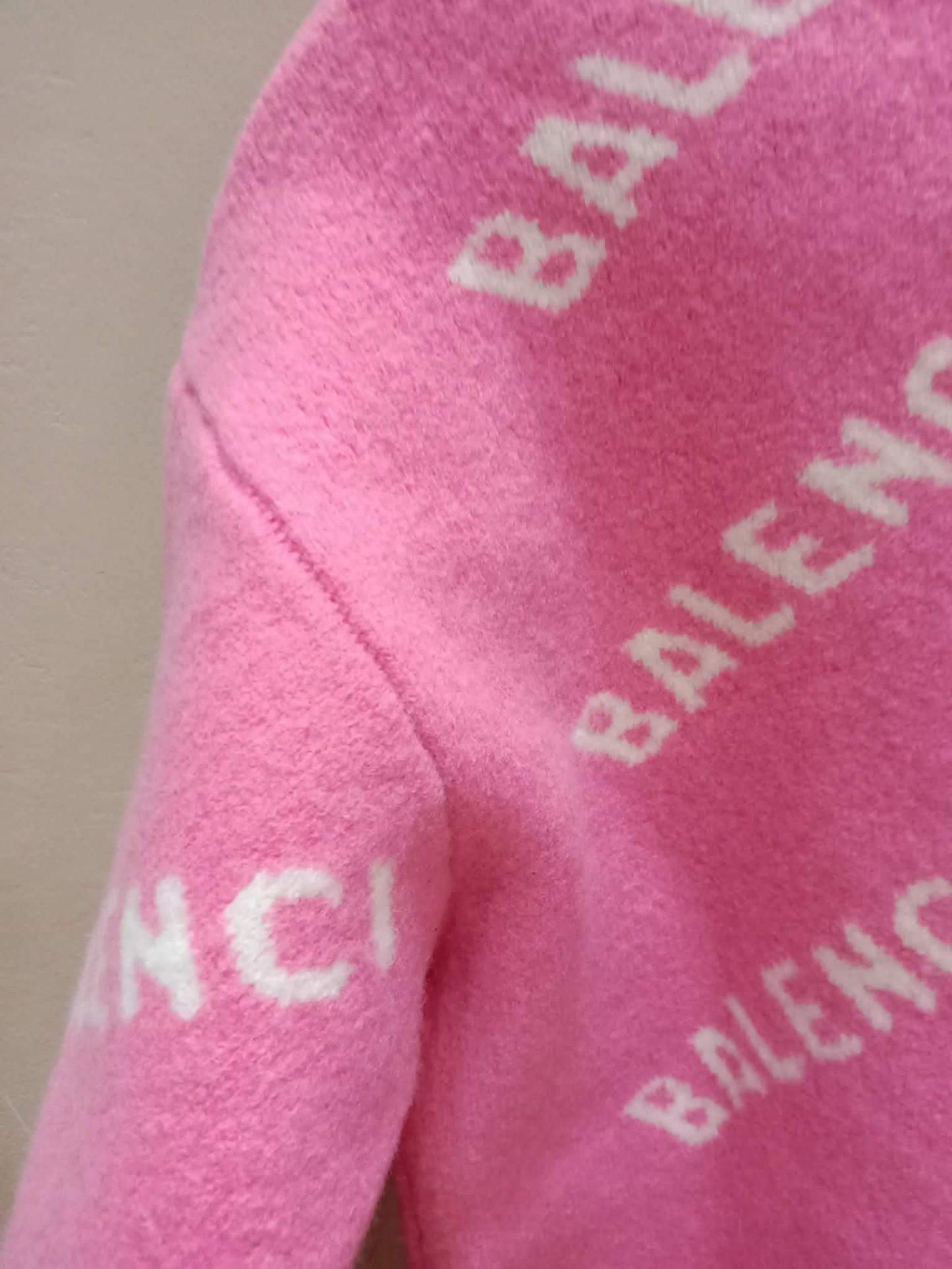 Balenciaga Wool Sweater Pink Size Small