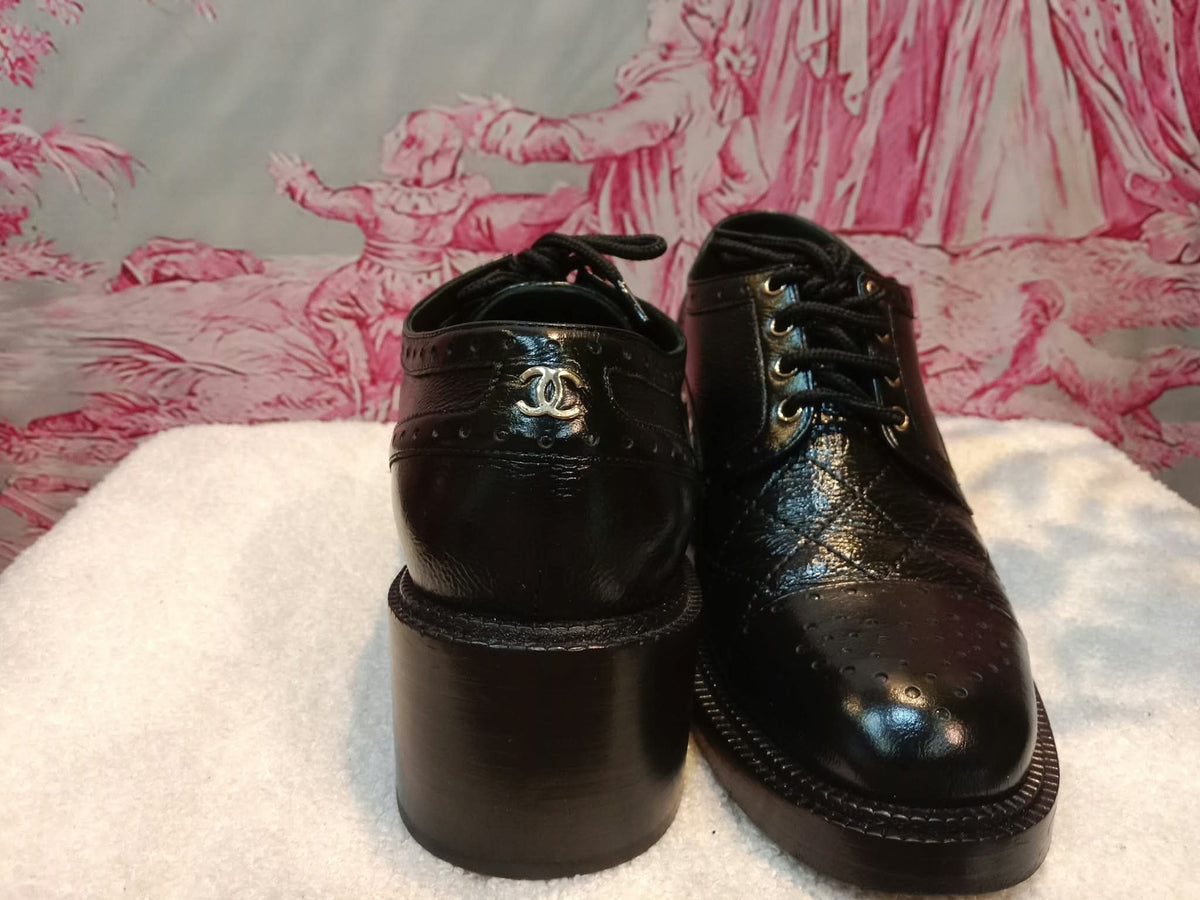 Chanel Quilted Leather Lace-up Oxfords Stacked Heels Black Size 39