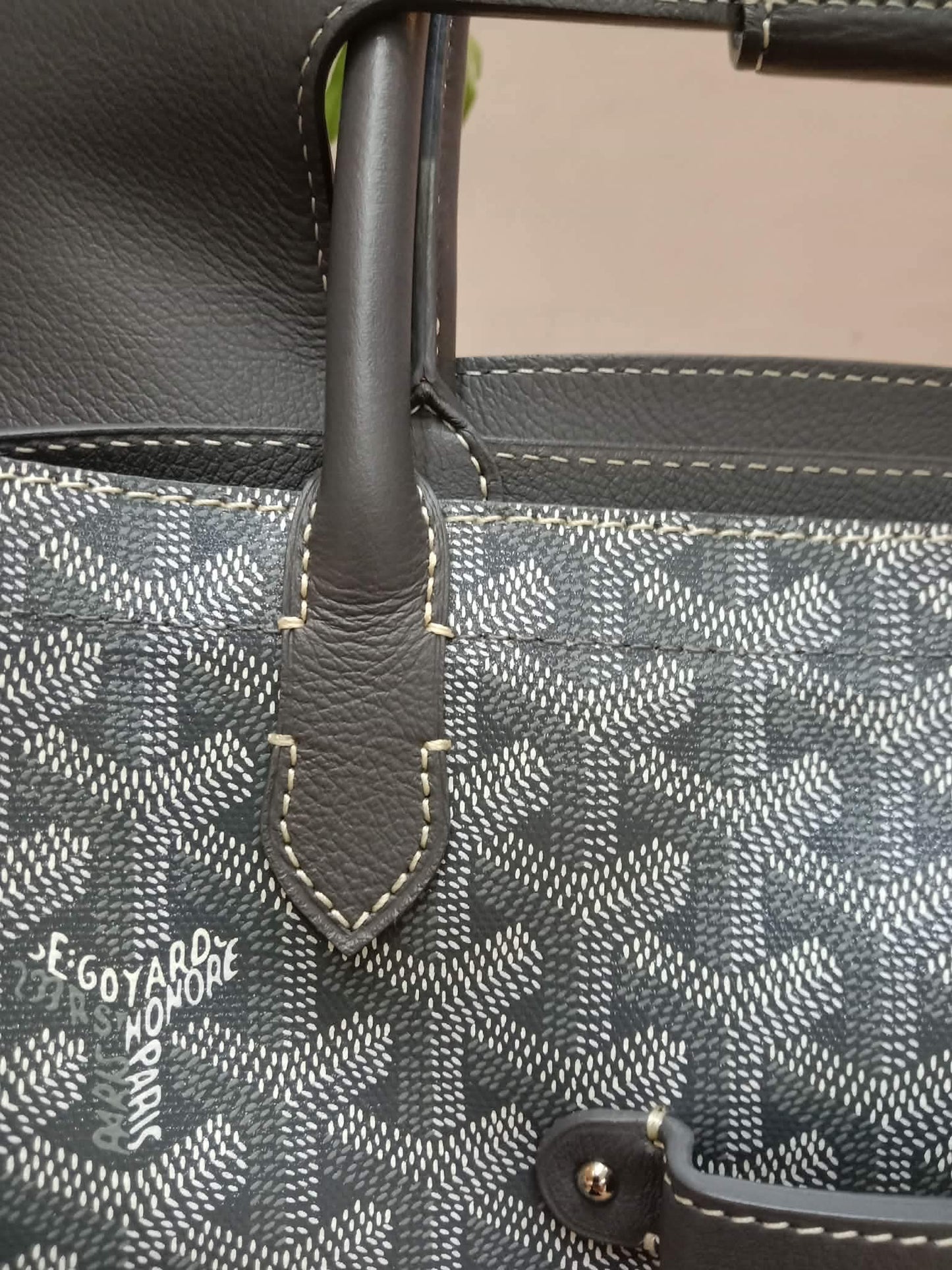 Goyard Saigon Tote Bag Goyardine Canvas with Structured Leather Trim Gris MM