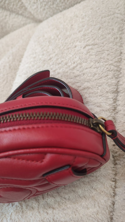 Gucci GG Marmont Beltbag Red