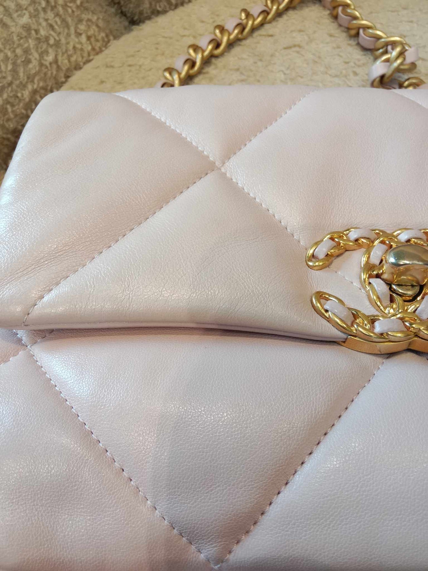 Chanel C19 Light Pink Lambskin Small Flap Series 31