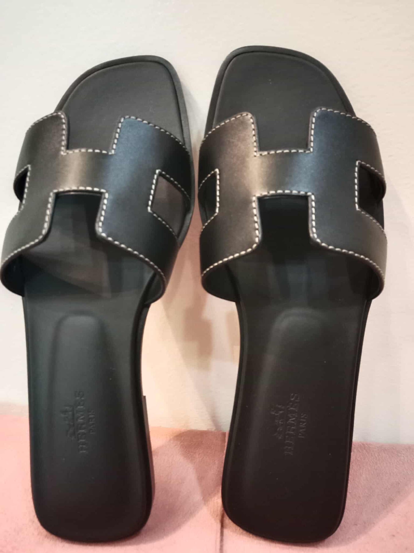 Hermes Oran Noir Size 37 Brandnew