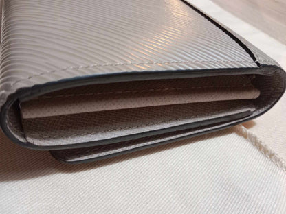 Louis Vuitton Twist Taupe Epi Wallet