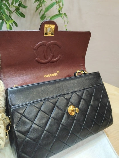 Chanel Circle Lock Flap Vintage CC Lambskin Black Series 1