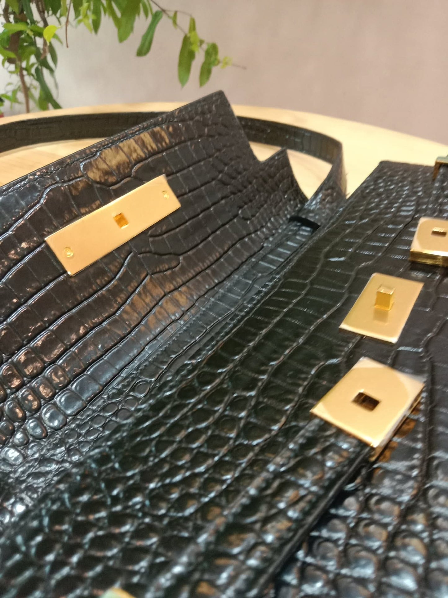 Saint Laurent Manhattan Crocodile Embossed Leather Black