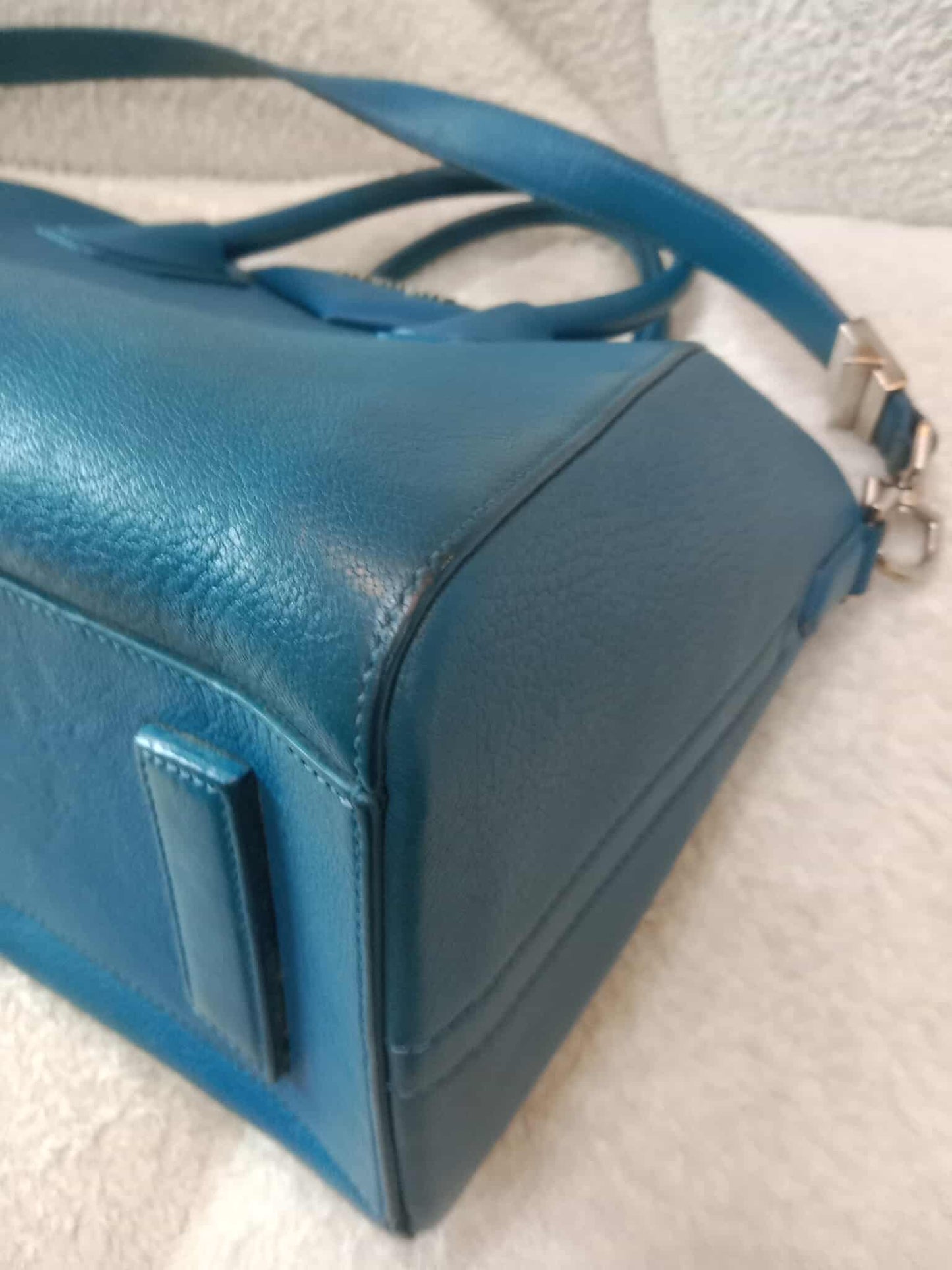 Givenchy Antigona Tophandle Bag Medium Blue