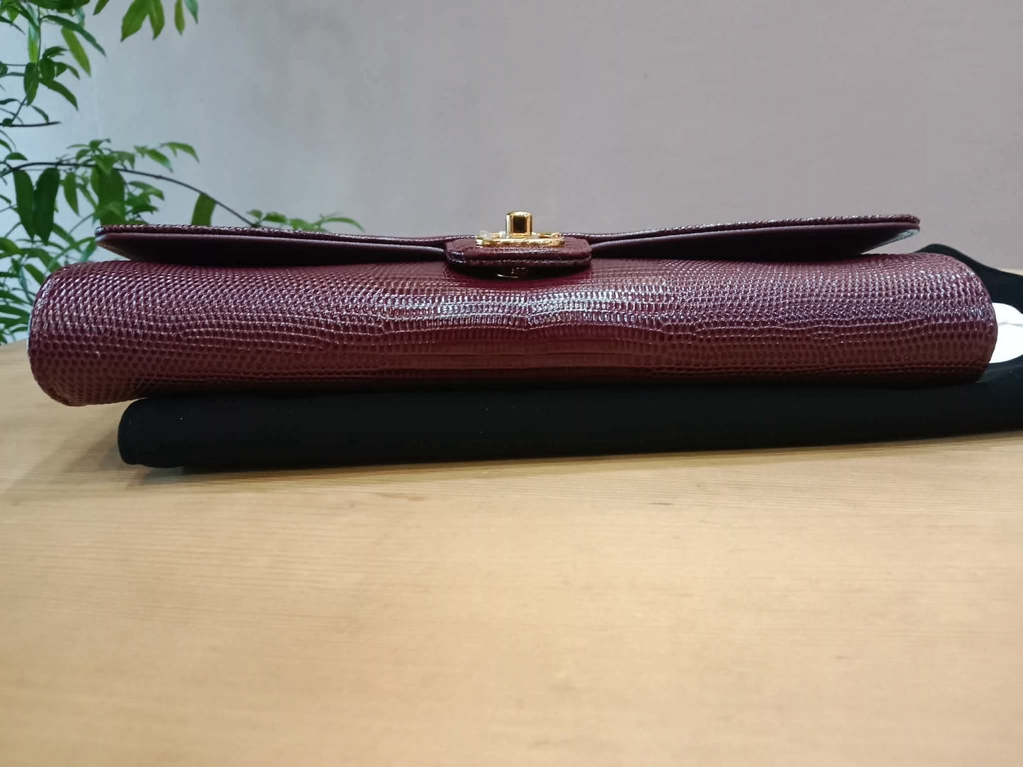 Chanel Tophandle Lizard Embossed Calfskin Clutch Dar Burgundy Microchipped