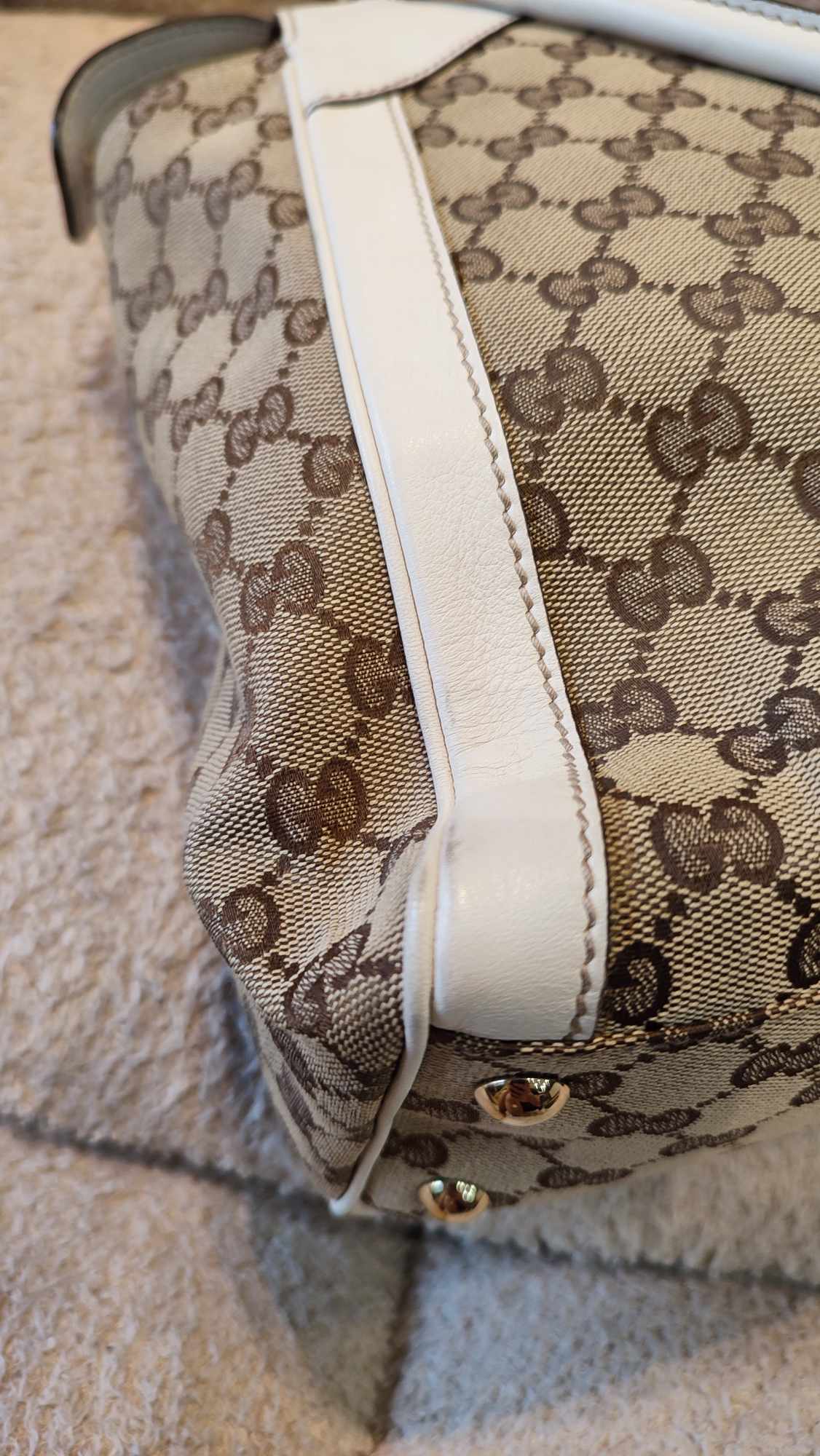 Gucci GG Canvas Trophy Bag Brown/White