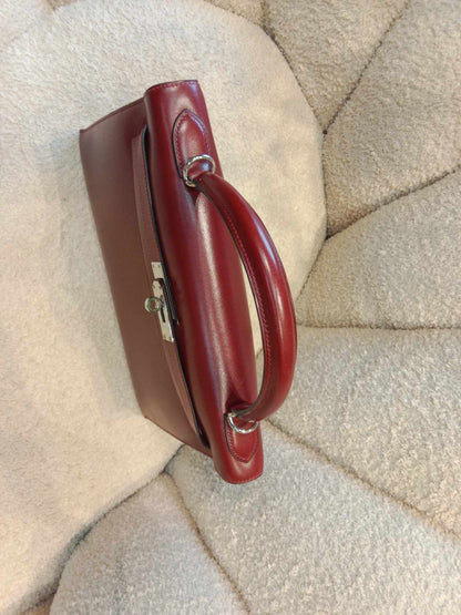 Hermes Kelly 32 Rouge Boxcalf Stamp E Square 2001