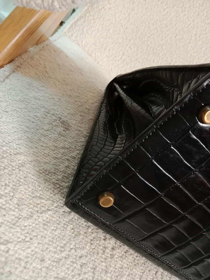 Hermes Kelly 35 Crocodile Noir Stamp G Circle 1977